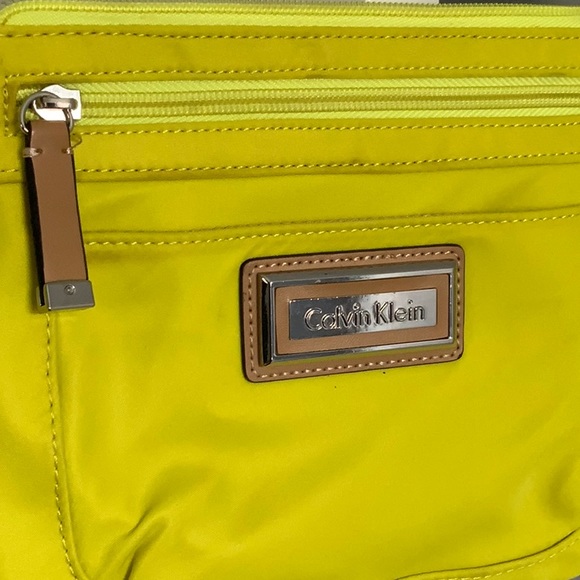 Calvin Klein fabric crossbody bag - Picture 3 of 7